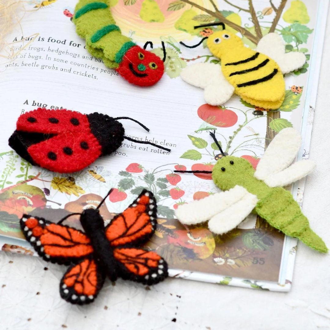 Insect & Bug Finger Puppet & Stand Set